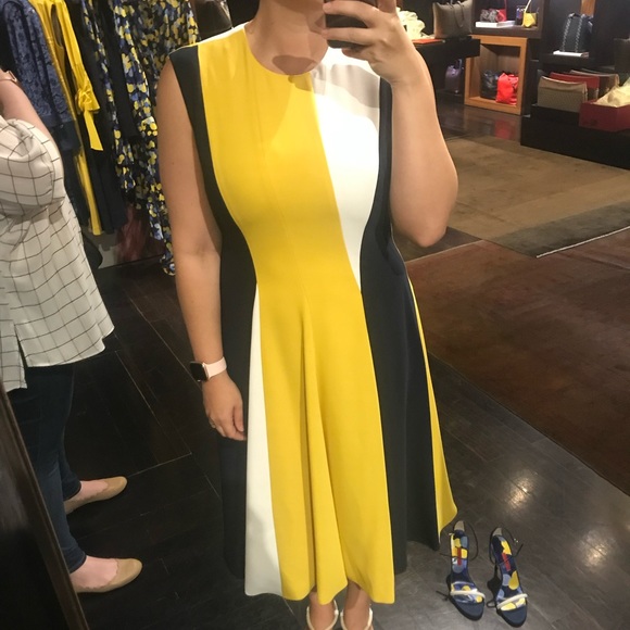 Carolina Herrera Dress NWT size 8 - Picture 2 of 8